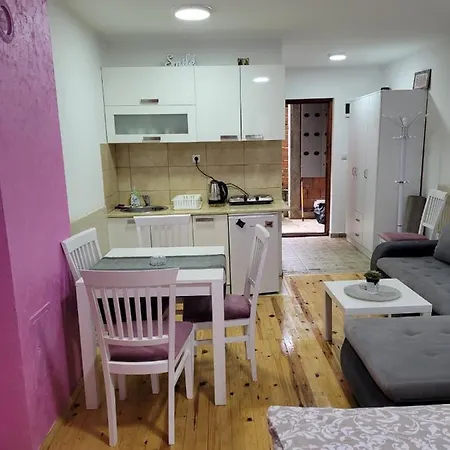 Apartment Lotos Kaludjerske Bare