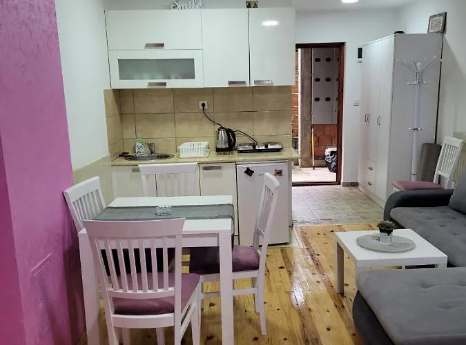 Apartamento Lotos Kaludjerske Bare